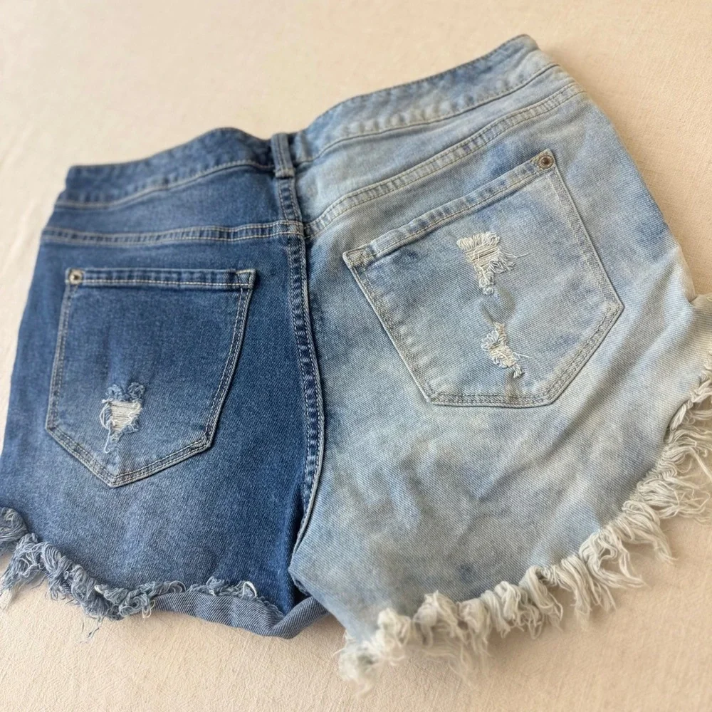 INC‎ International Concepts Two Tone Distressed Denim Shorts Blue Women 8/29